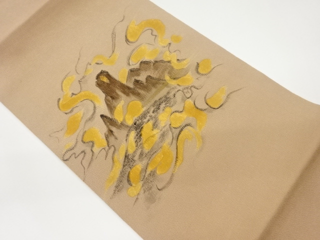 縮緬地手描き抽象霞に遠山模様開き名古屋帯（額縁仕立て）